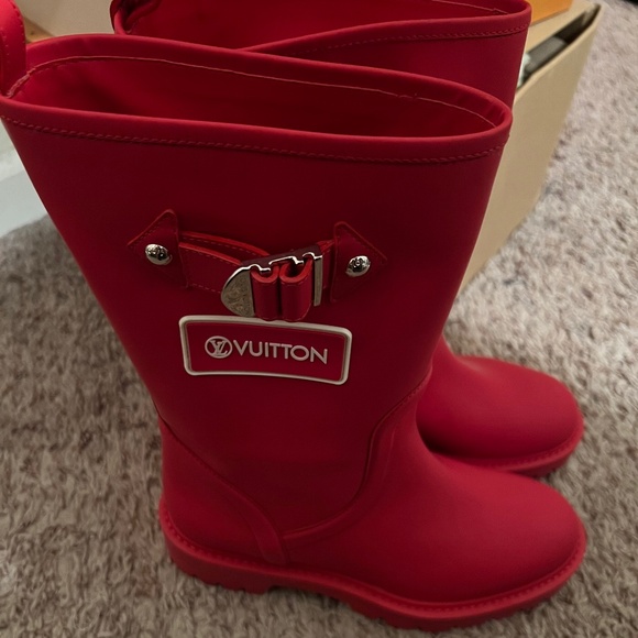 Louis Vuitton boots - Picture 1 of 5